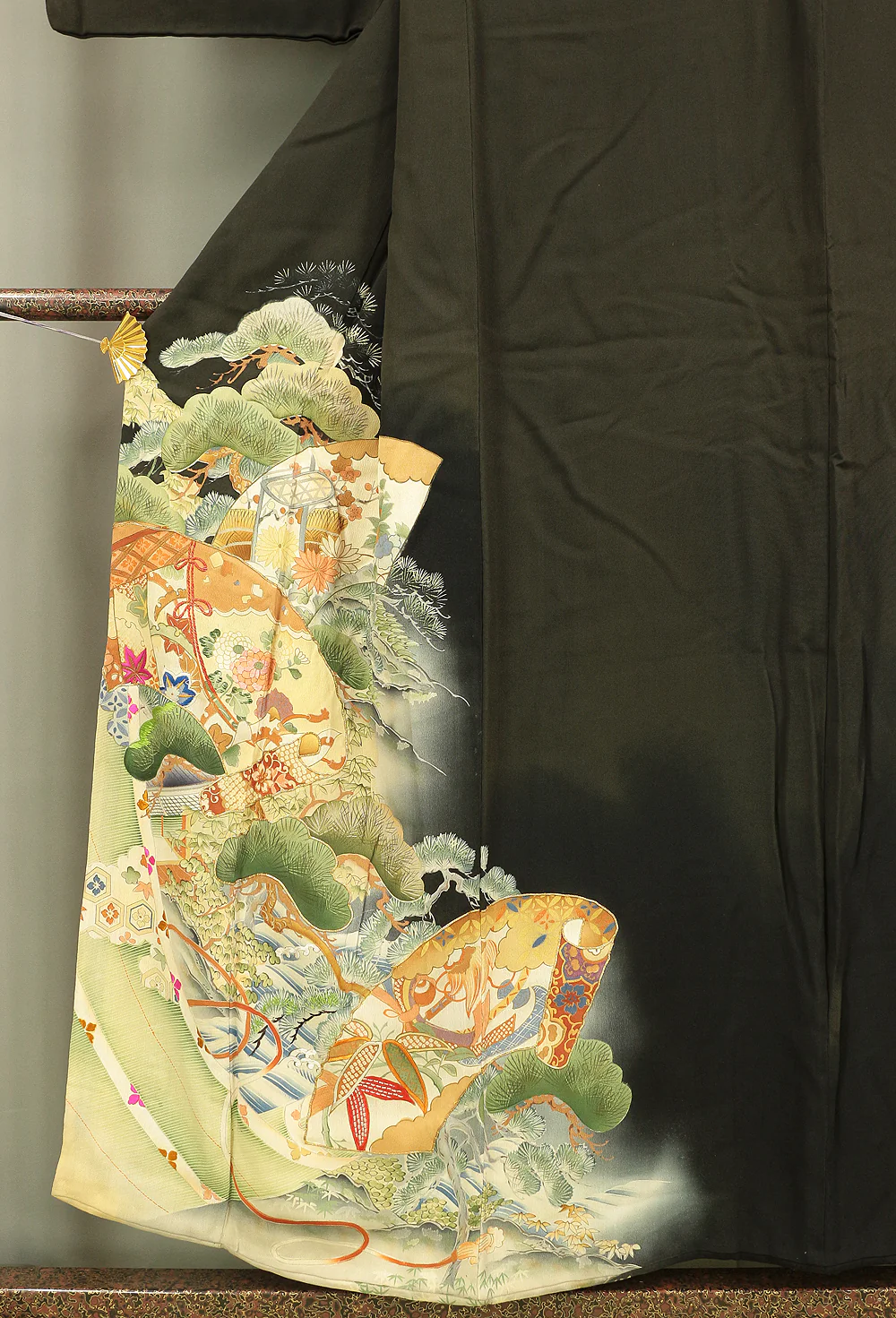 Japanese Kimono Kuro Tomesode (Black based the most formal kimono) with Black color Pattern Pine Bamboo Plum KI152 - Image 6