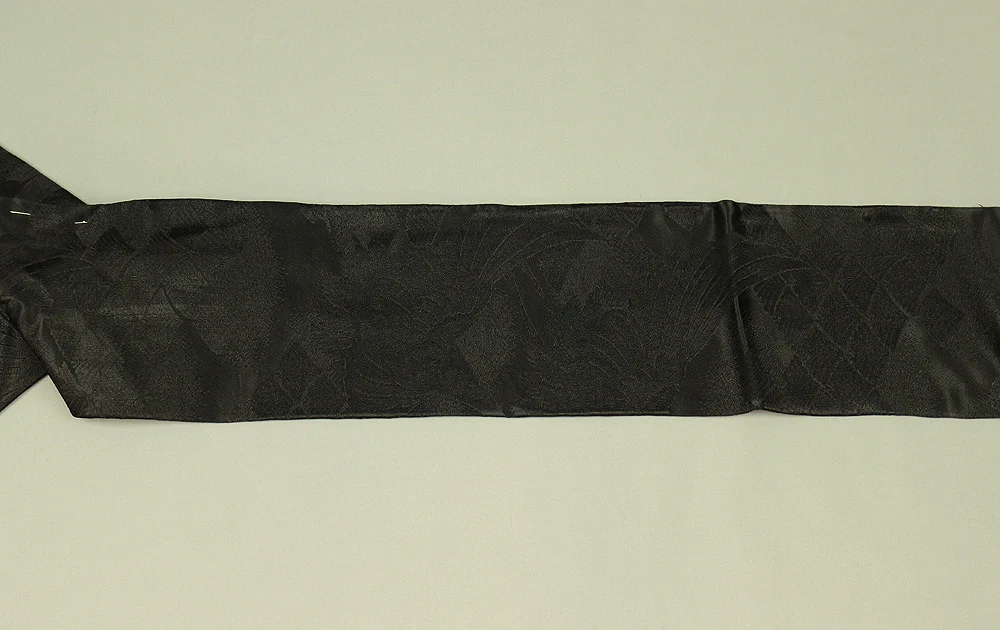 Japanese kimono Obi Fukuro Obi with Black colour based Crane and Diamond Pattern VA507 - Image 10