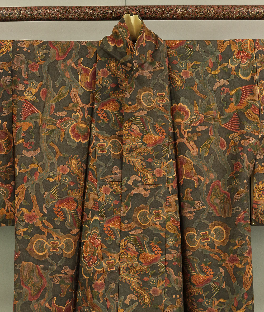 Japanese Kimono with Brown based color Pattern Phoenix and Flower KI150 - Image 11