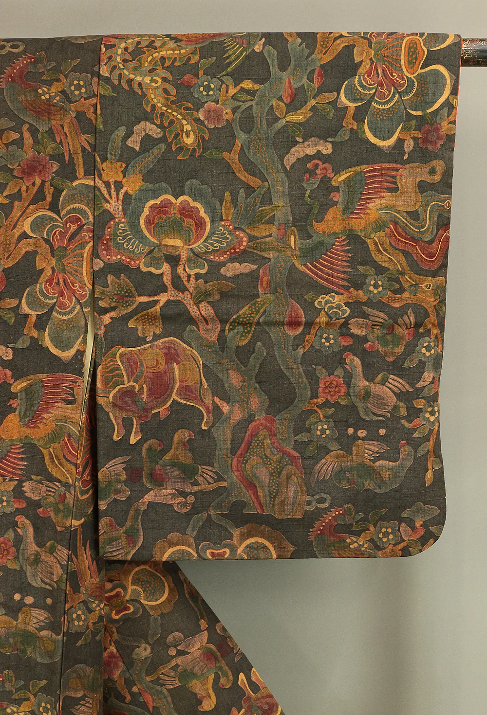 Japanese Kimono with Brown based color Pattern Phoenix and Flower KI150 - Image 6