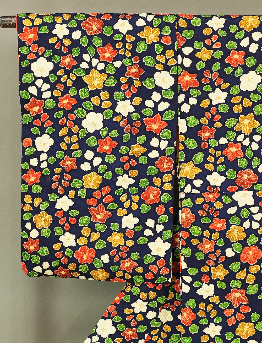 Japanese Kimono with Dark Blue Color Pattern Flower KI164 - Image 2