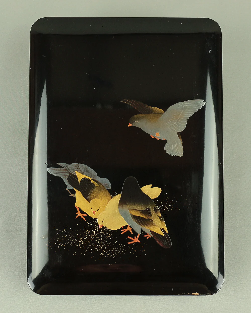 Japanese Suzuribako (Inkstone Box) design of Gold Silver Makie Lacquered 'Pigeon' VA182