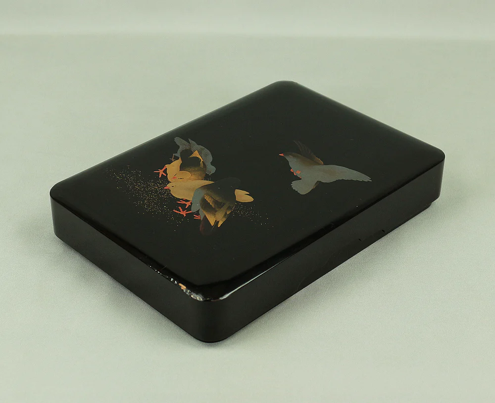 Japanese Suzuribako (Inkstone Box) design of Gold Silver Makie Lacquered 'Pigeon' VA182 - Image 2