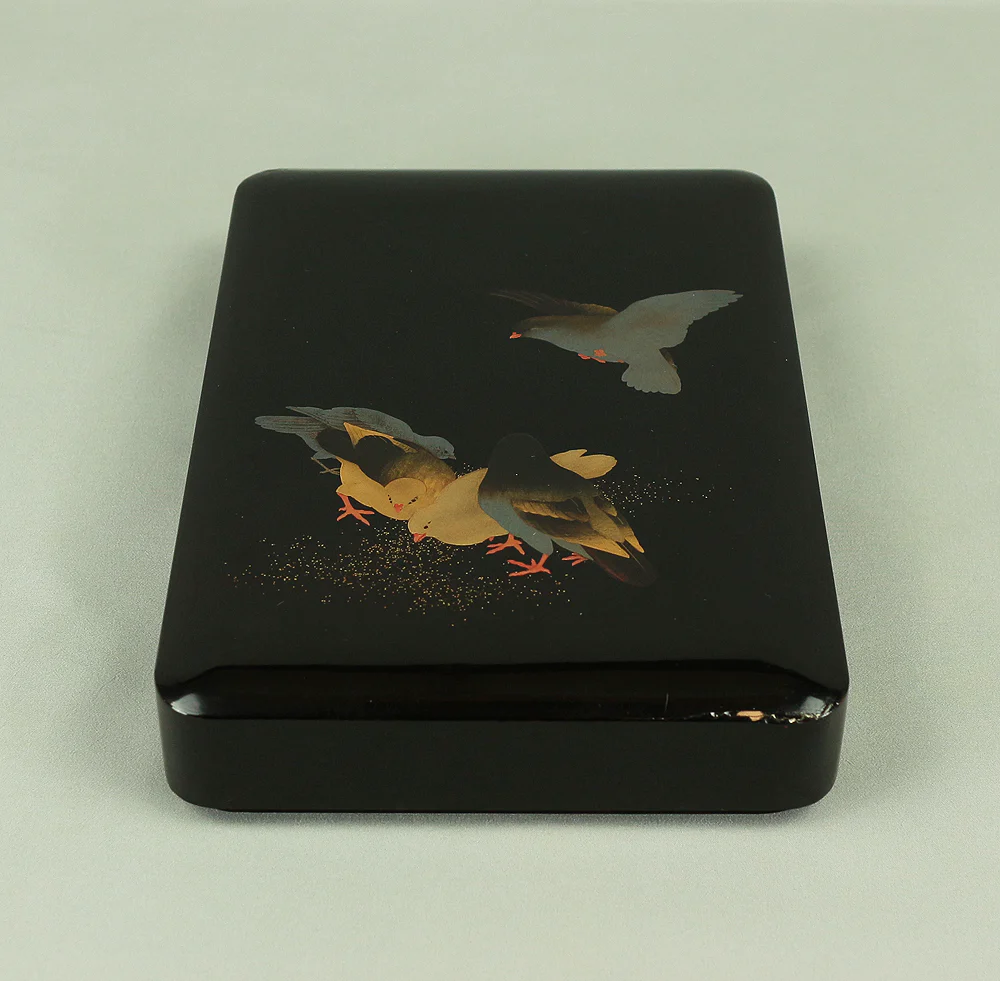 Japanese Suzuribako (Inkstone Box) design of Gold Silver Makie Lacquered 'Pigeon' VA182 - Image 3