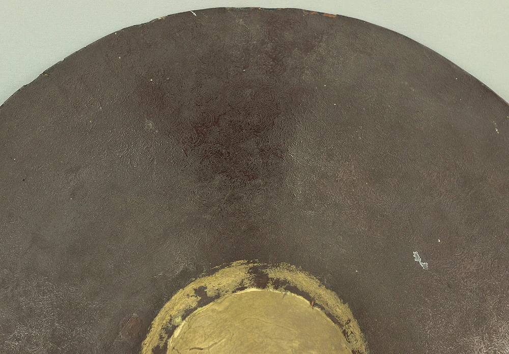 Jingasa 2pcs Japanese samurai hat helmet V972 The brown one is aged Jingasa, the black one has a family crest - Image 4