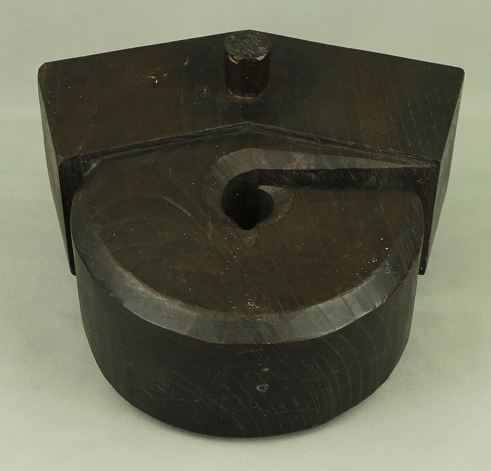 Jizaikake 'Daikoku' Hook for Irori Fireplace Keyaki Wood VA346 - Image 20
