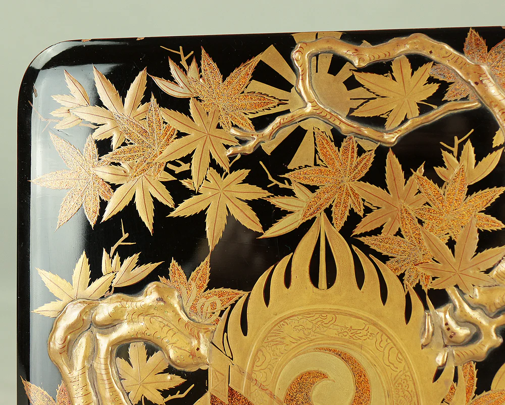 Kin Makie Gold Lacquer Five-Tiered Box Jubako 'Sun Disk (Nichirin), Camp Enclosure (Jinmaku), Cherry blossoms, Autumn Leaves, and Carriage' with Storage Box VA609 - Image 48