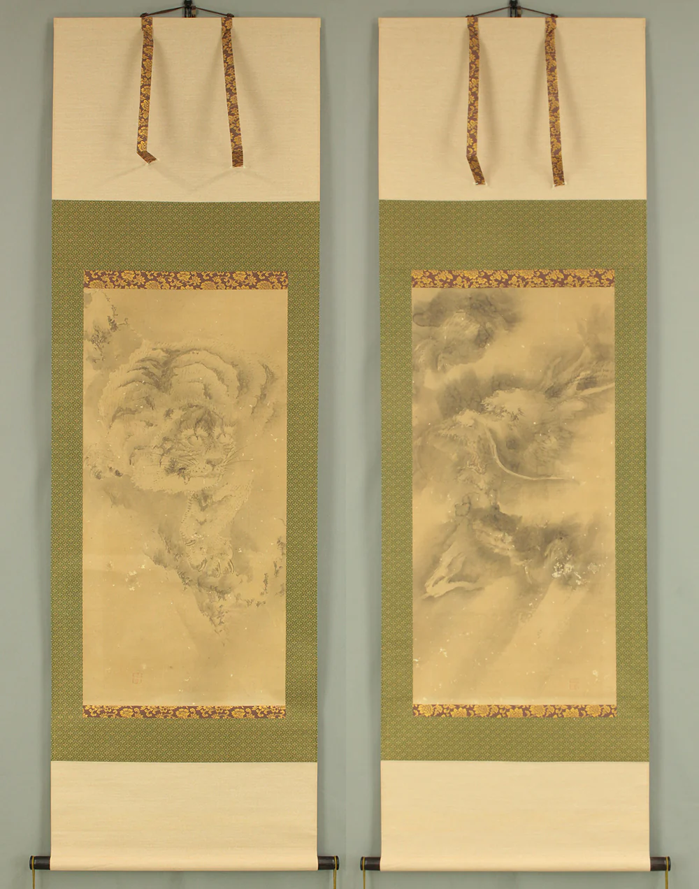 Kishi School Painter Japanese antique art paired kakejiku kakemono wall hanging scrolls / Dragon and Tiger with BoxRD404