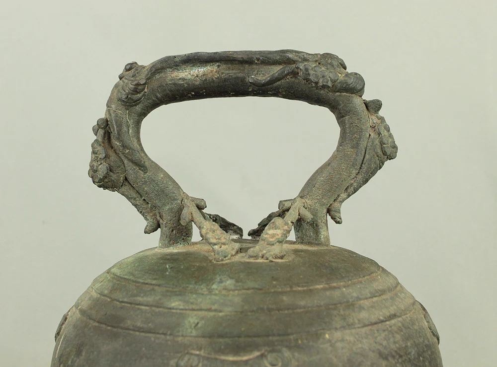 Korean Joseon period Heavy Bronze Eight Trigrams Grapevine Hanging Bell Temple Bell Bonsho 42cm 7kg VA705 - Image 11