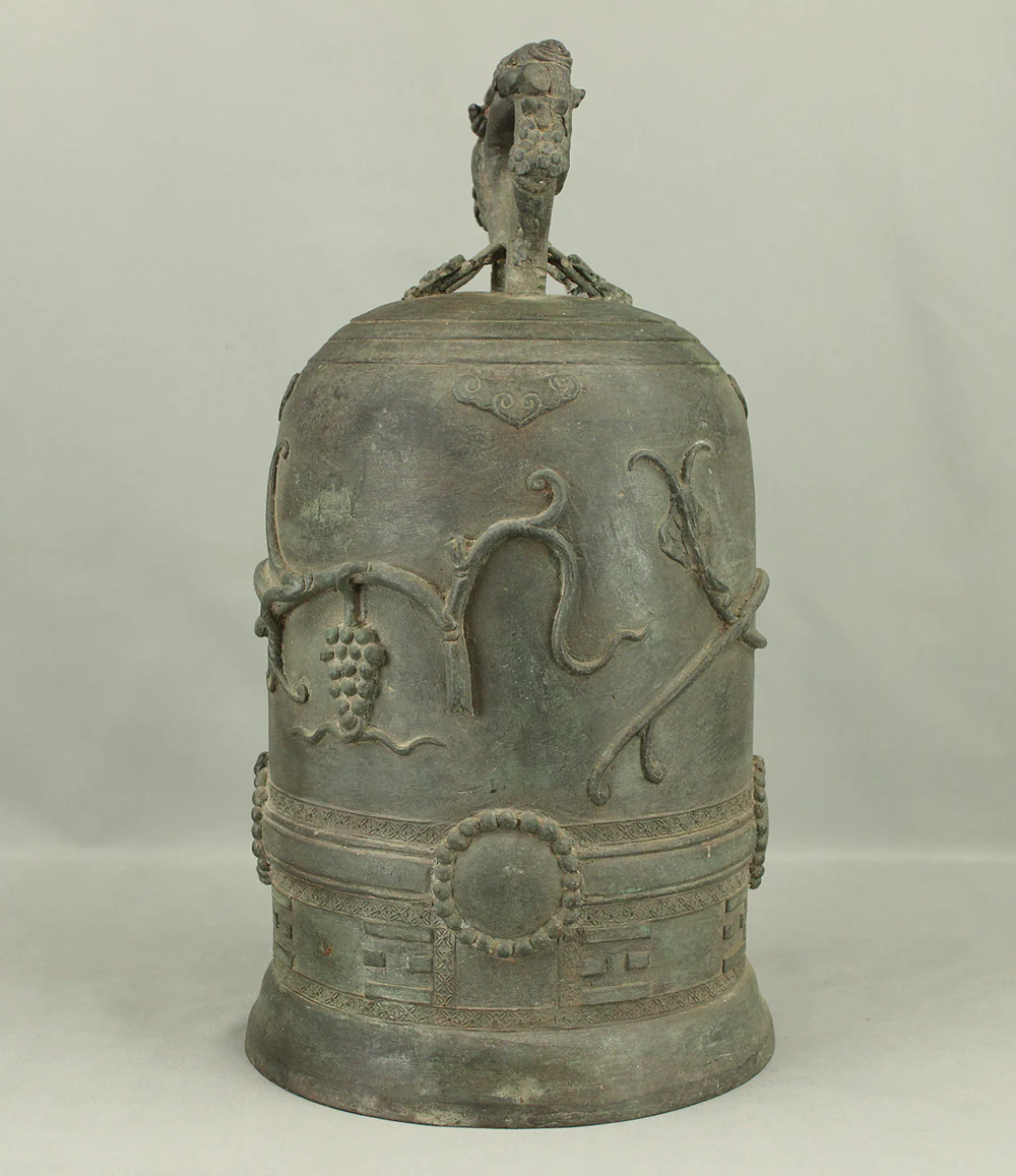 Korean Joseon period Heavy Bronze Eight Trigrams Grapevine Hanging Bell Temple Bell Bonsho 42cm 7kg VA705 - Image 9