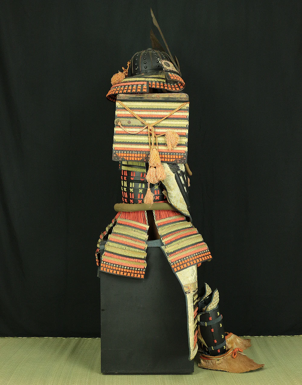 Life Size Samurai War Armor Kacchu Yoroi Vermilion Thread Body with Armor Stand, Armor Box VA515 - Image 3