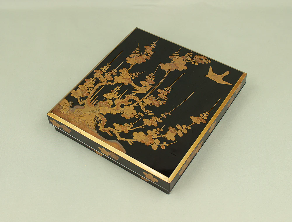 Makie Gold Lacquer Suzuribako (Inkstone Box) Makie Plum Blossoms and Bush Warblers with Box VA851