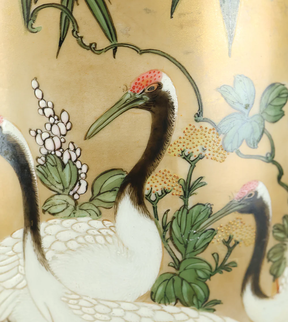 Meiji Kutani ware Flower Vase 九谷 谷口製 Kutani, Taniguchi-made 'Five Cranes and Bamboo Forest, Spring Flowers' VB141 - Image 15