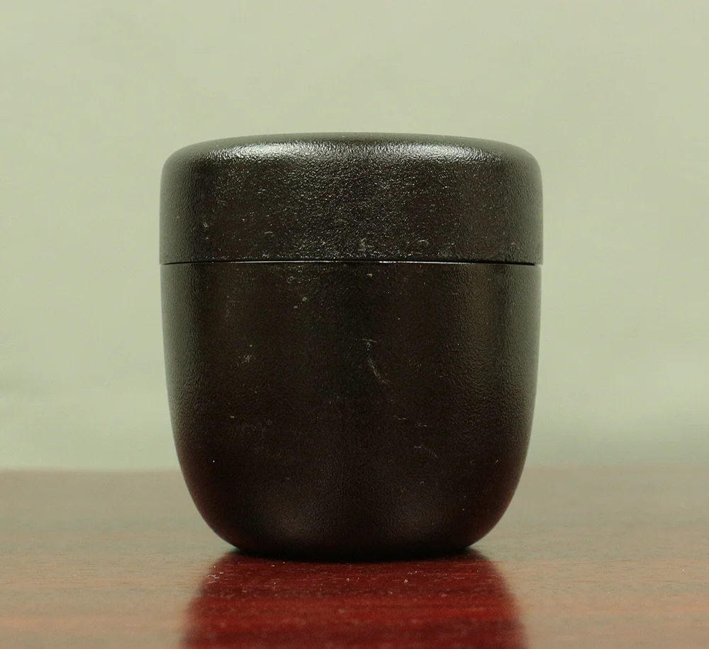 NATSUME Rikyu Style Tea Caddy Dry Lacquer with MAKIE Gold Lacquer AOI Hollyhock V450 / Japanese Tea Ceremony utensil with original Box - Image 3