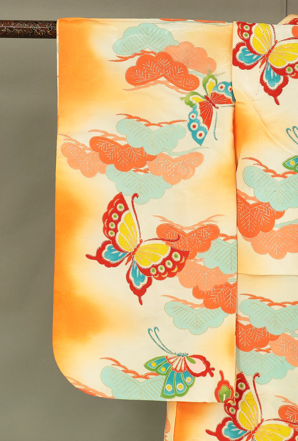 Omiyamairi Shrine visit Kimono Japanese Children Kimono with orange color Pattern Butterfly and Pine and Juban Long Undergarment 2pcs KI189 - Image 3