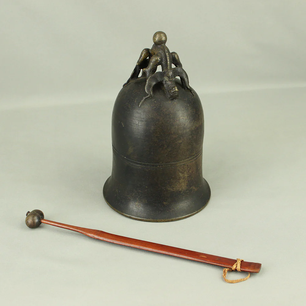 Qing Dynasty Bronze Beast Decorated Temple Bell Hanging Bell Bonsho 20cm 2.5kg with Bell Hammer and Box VA714