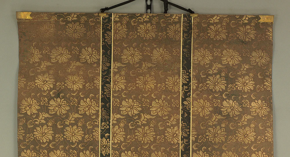 Renjo Shokannon 蓮上聖観音 (Avalokitesvara Bodhisattva Standing on Lotus) / Japanese art kakejiku kakemono wall hanging scroll RB657 - Image 3
