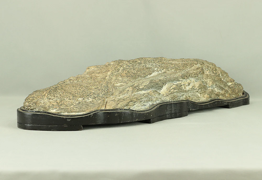 Stone - Huge Suiseki 65cm 20kg - Yakage stone with Wooden Stand collected in Okayama prefecture - Shōwa period (1926-1989) VA321 - Image 7