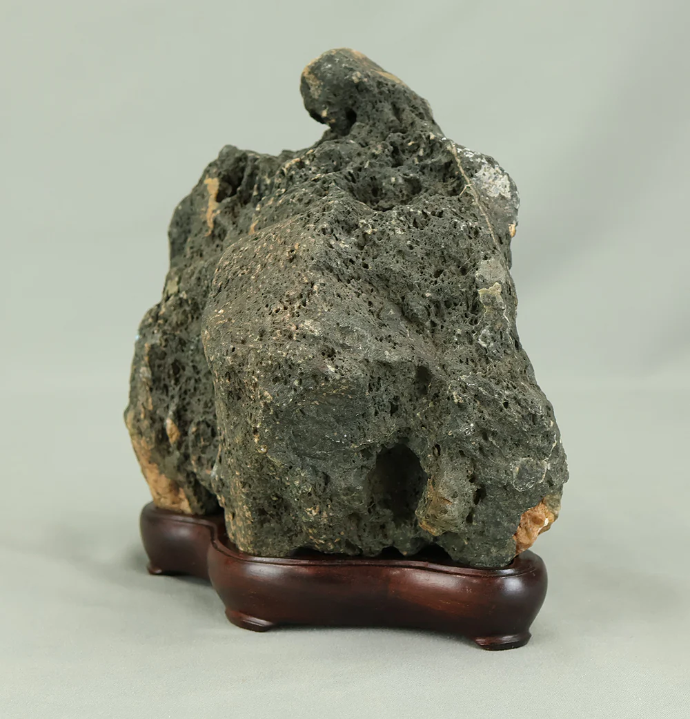 Suiseki 血洗川石 Chiaraigawa Stone 3.6kg from Okayama with Wooden Stand VB109 - Image 11
