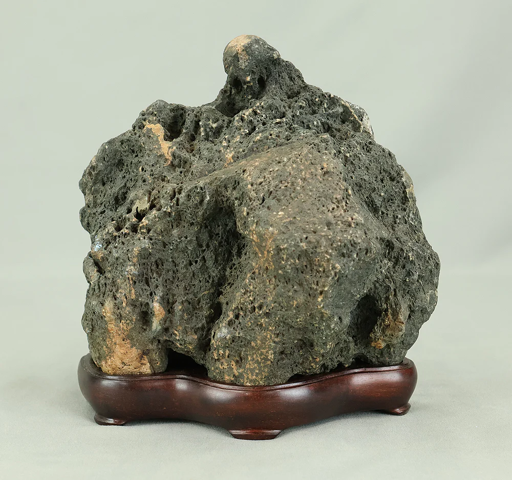 Suiseki 血洗川石 Chiaraigawa Stone 3.6kg from Okayama with Wooden Stand VB109 - Image 12