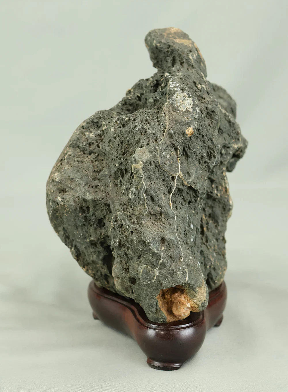 Suiseki 血洗川石 Chiaraigawa Stone 3.6kg from Okayama with Wooden Stand VB109 - Image 25