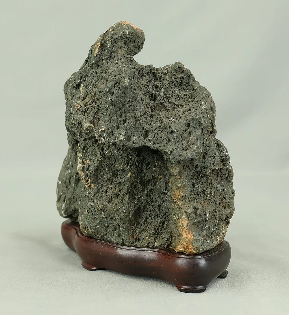 Suiseki 血洗川石 Chiaraigawa Stone 3.6kg from Okayama with Wooden Stand VB109 - Image 7