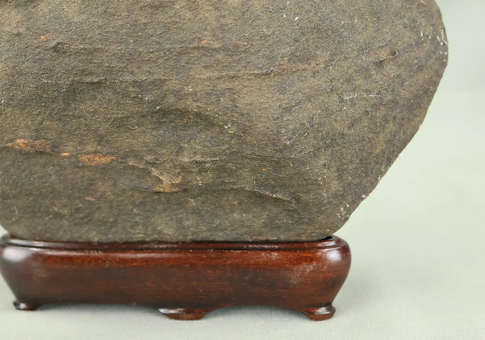 Suiseki Stone 1.3kg with Wooden Stand VB111 - Image 16