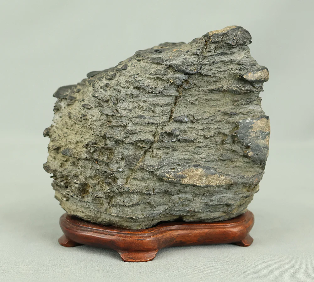 Suiseki Stone 1.9kg with Wooden Stand VB112 - Image 4