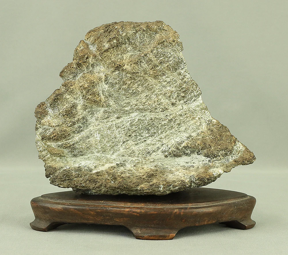 Suiseki Viewing Stone 1.5kg with Wooden Stand VA540 - Image 6
