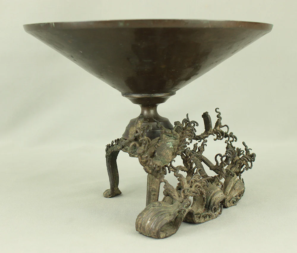 Wave-Shaped Legs Bronze Vase Ikebana Vase Usubata Suehiro Hanaike 末廣花生 VA807 - Image 3