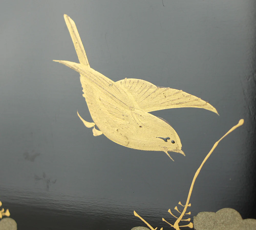 Zeno 前櫻 Portable Four-Tiered Box Jubako Makie Gold Lacquered 'Nightingale Bush Warbler and Pine Bamboo Plum' with Original Box (Tomobako) VA681 - Image 33